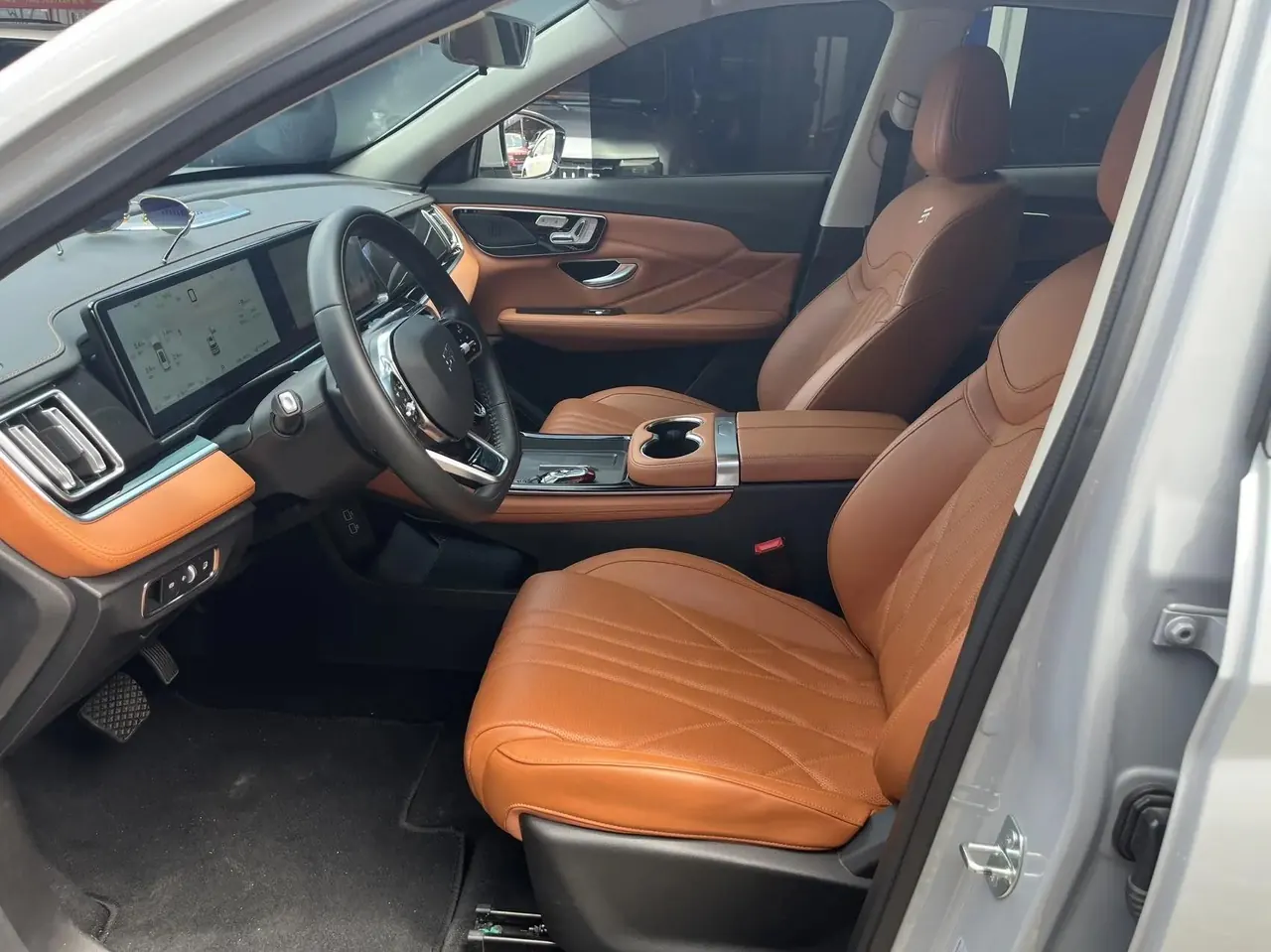 Jetour 2024 Shanhai L7 1.5T 120km PRO 7-seat automatic gear 7