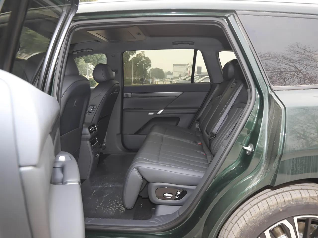 Eπ 008 2026 Five-seat Pure Electric Ultra Wide Edition 10