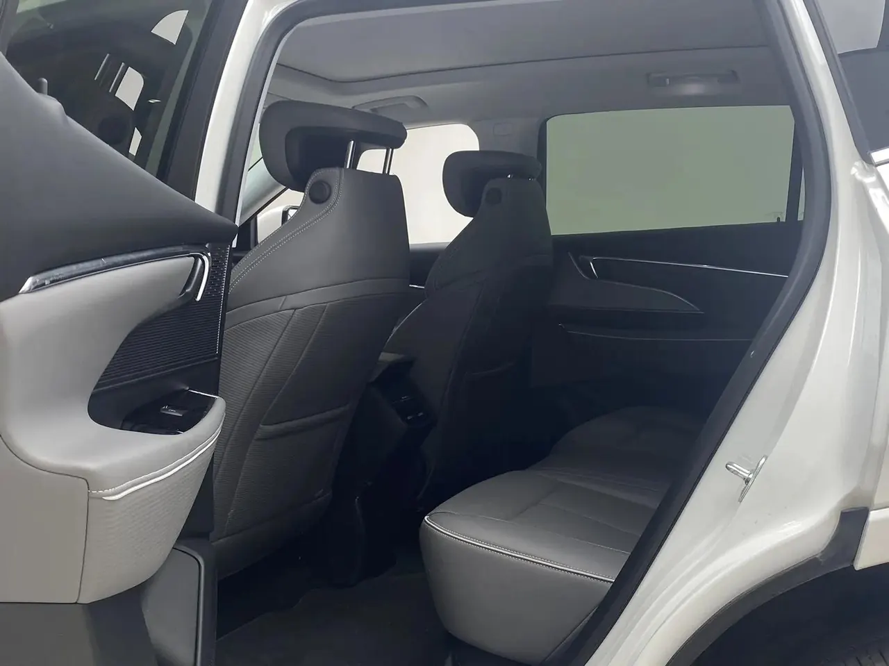 Buick 2025 Model E5 620km Prestige Edition Automatic 7