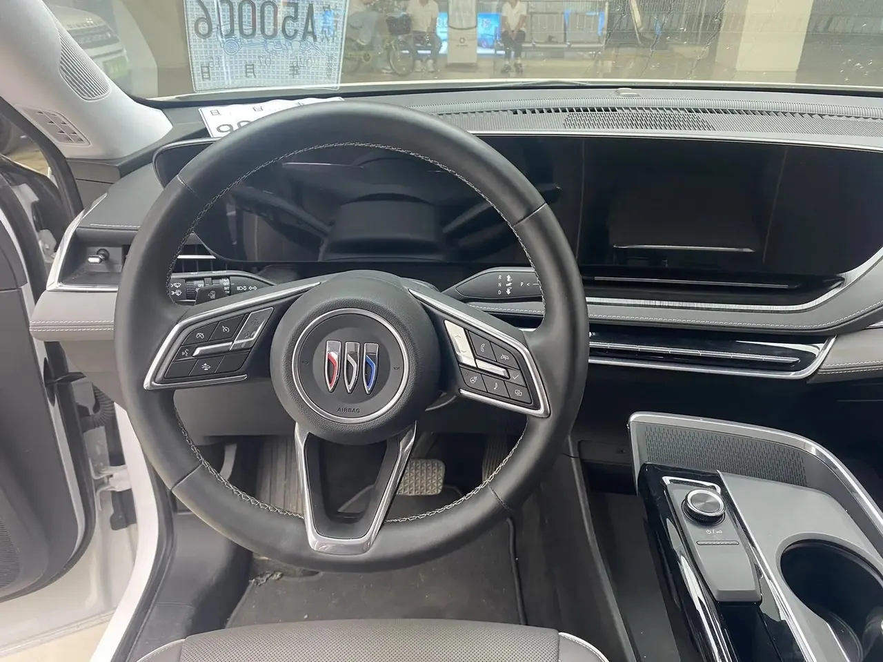 Buick 2025 Model E5 620km Prestige Edition Automatic 8