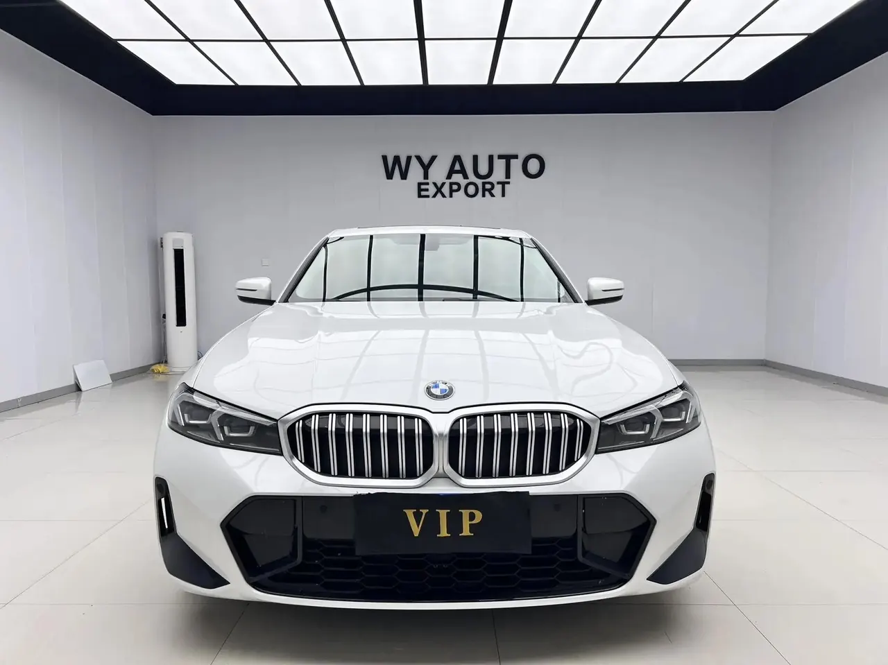 BMW 3 Series 2023 model 320Li M Sport Package 2
