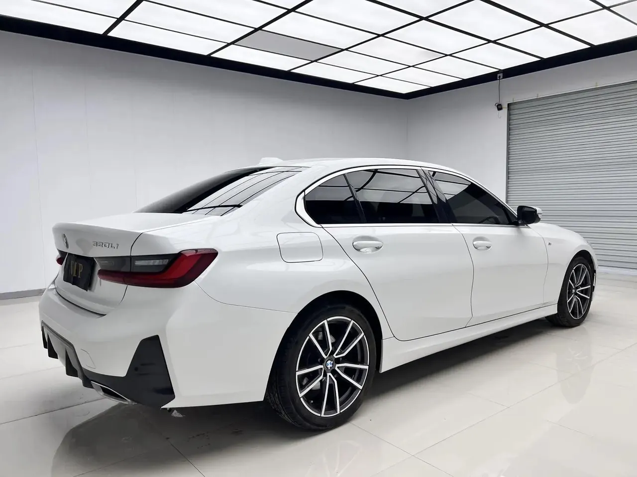 BMW 3 Series 2023 model 320Li M Sport Package 3