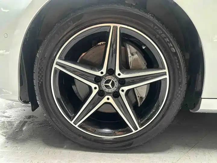 Mercedes Benz E-Class 2020 to E 300 L Sports Special Edition 17