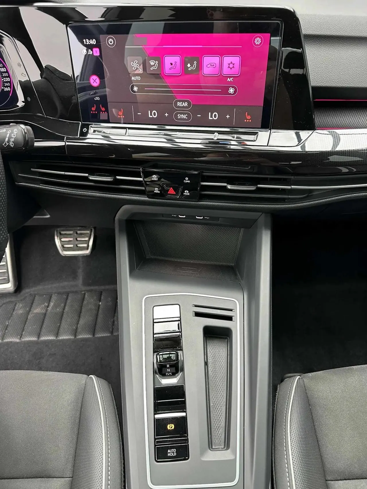 Volkswagen 2023 Golf 8 R-Line 1.4TSI 280TSI Lite Automatic 15