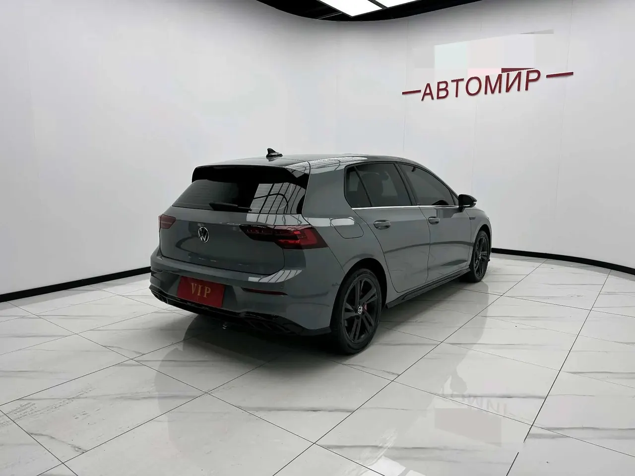 Volkswagen 2023 Golf 8 R-Line 1.4TSI 280TSI Lite Automatic 9