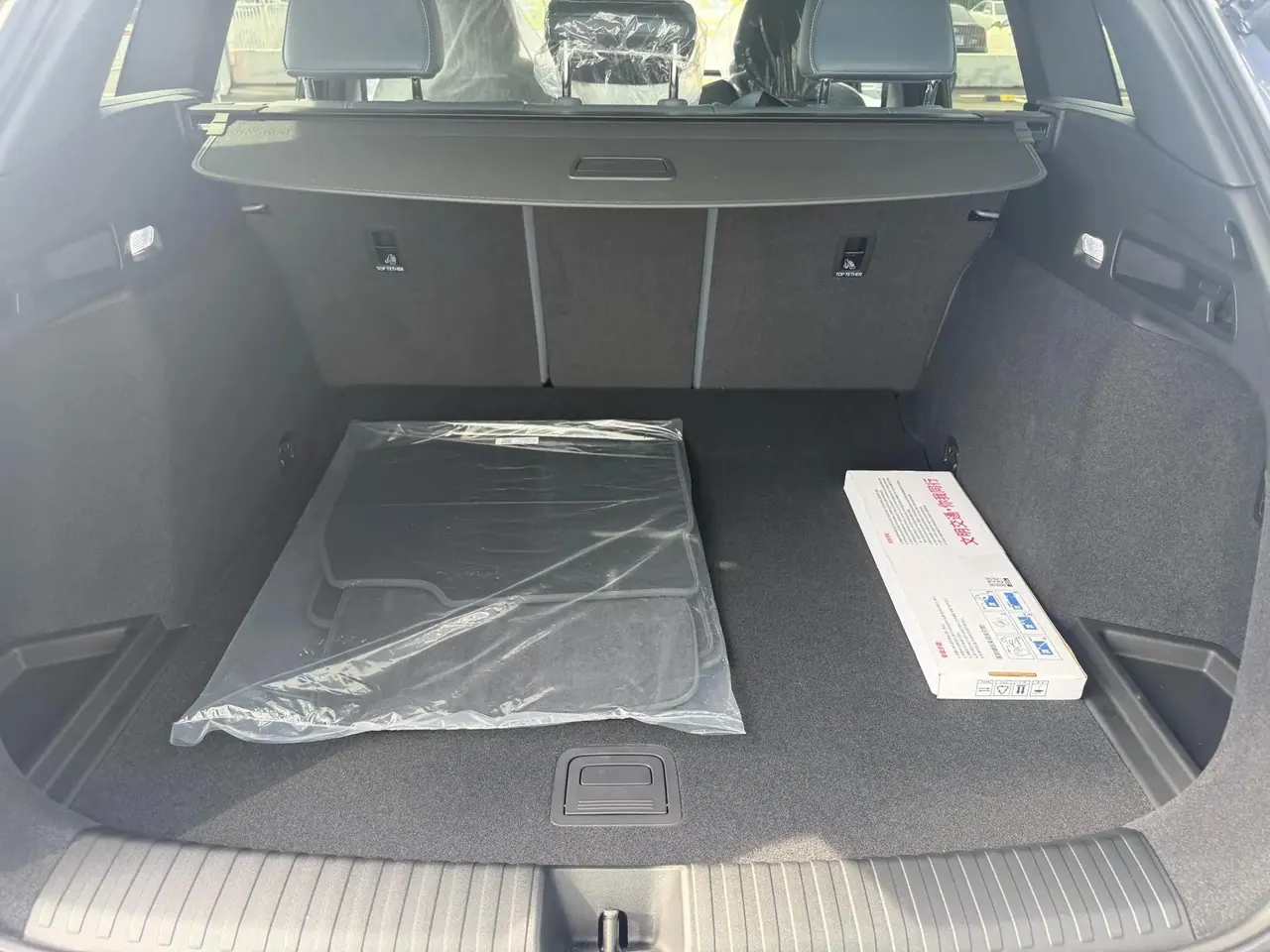Audi 2025 Q6L e-tron Long Endurance Edition Automatic Gear 8