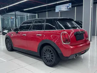 MINI 2021 1.5T COOPER Classic Five-Door Edition 3