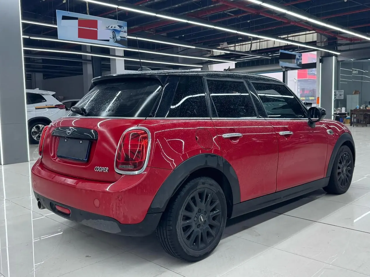 MINI 2021 1.5T COOPER Classic Five-Door Edition 4
