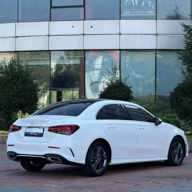 Mercedes Benz Class A 2022 model facelift A 180 L sports car 6
