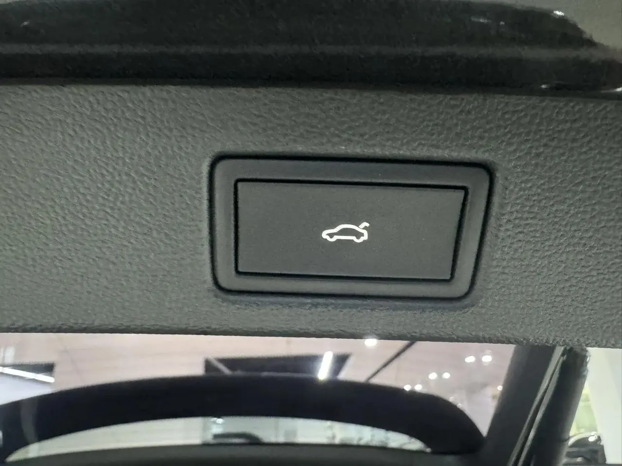 Tan Yue X 2020 330TSI Two-Drive Distinguished Zhilian Edition 10
