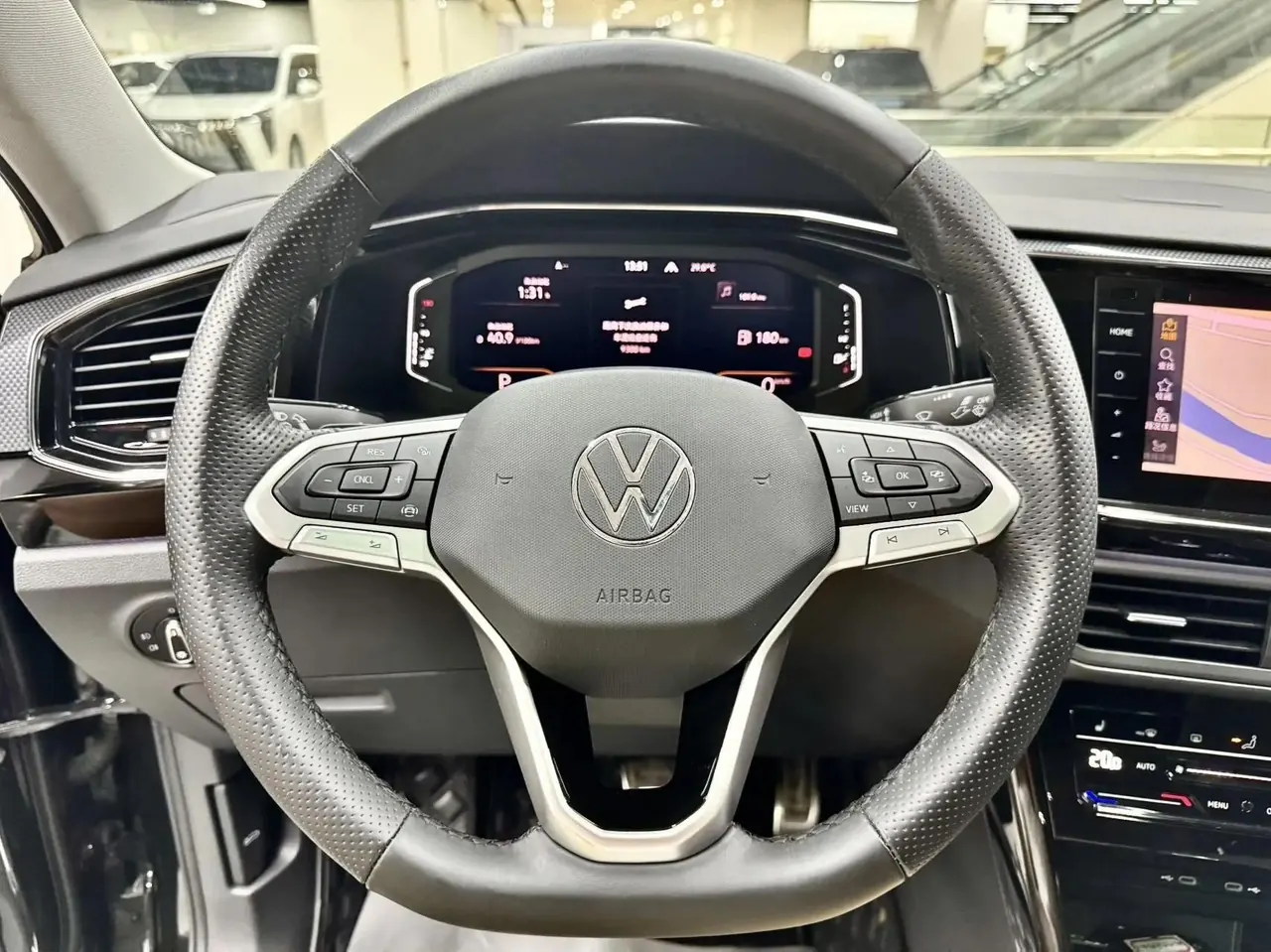 Tan Yue X 2020 330TSI Two-Drive Distinguished Zhilian Edition 7