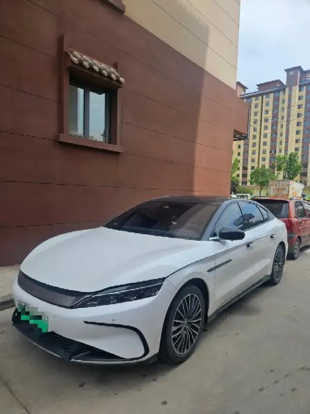 打开图片灯箱:BYD 2023 Han EV 506KM Champion Edition Precursor Honorable Automatic Gear
