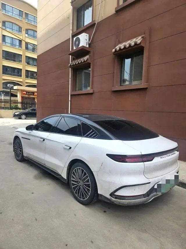 BYD 2023 Han EV 506KM Champion Edition Precursor Honorable Automatic Gear 2