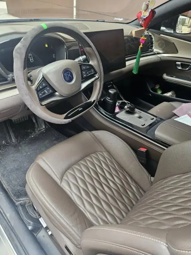 BYD 2023 Han EV 506KM Champion Edition Precursor Honorable Automatic Gear 4
