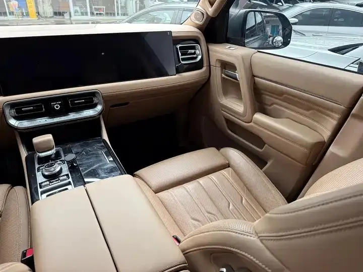Beijing cross-country BJ60 extended range 2024 extended range advanced version 7 seats 11