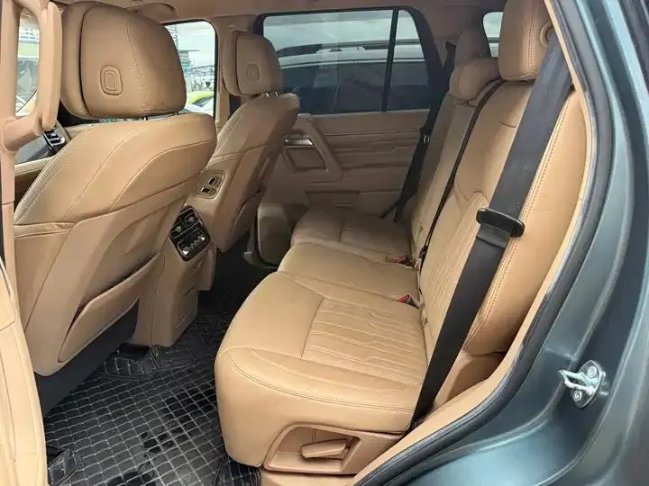 Beijing cross-country BJ60 extended range 2024 extended range advanced version 7 seats 13