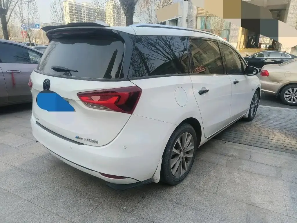 Buick GL6 2021 323T Light Hybrid Interconnected Luxury Model 4