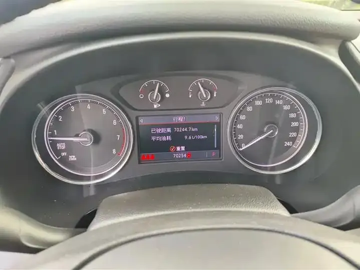 LaCrosse 2021 652T Luxury Model 14