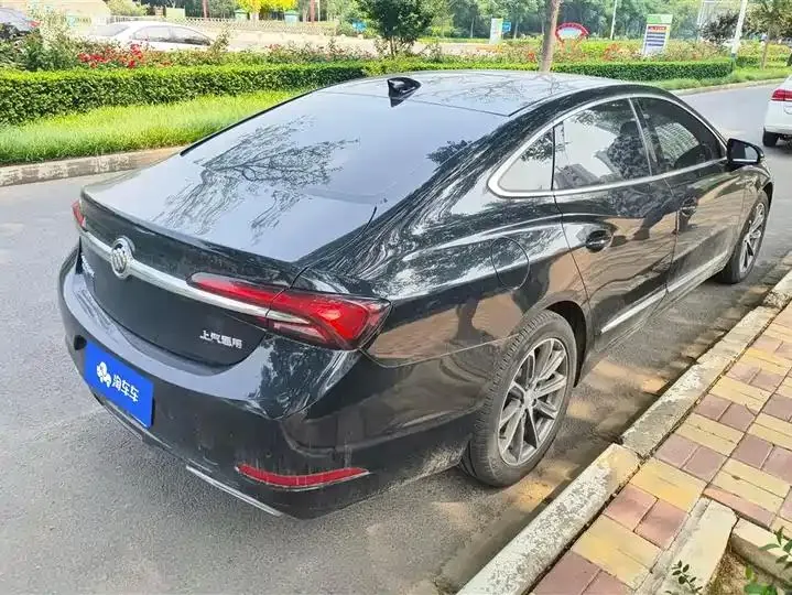 LaCrosse 2021 652T Luxury Model 3