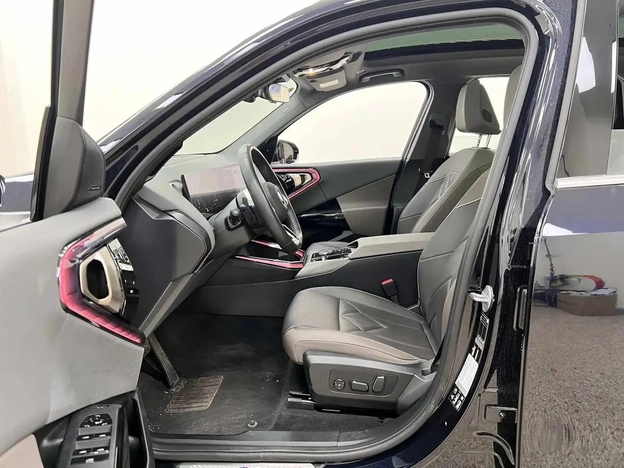 BMW 2025 X3 xDrive30L 2.0T Luxury Model M Sport Package Automatic 9