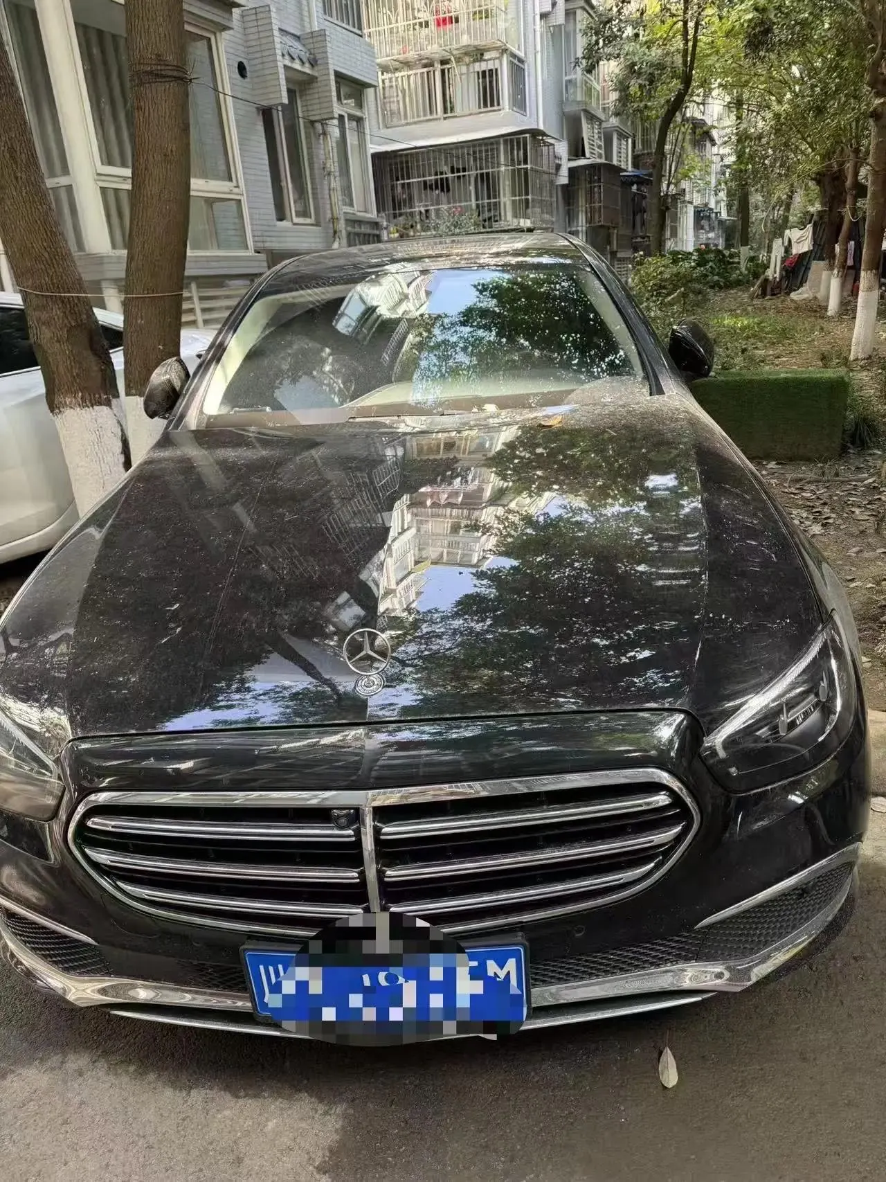 Mercedes Benz E-Class 2023 E 300 L Sport & Stylish Edition 2