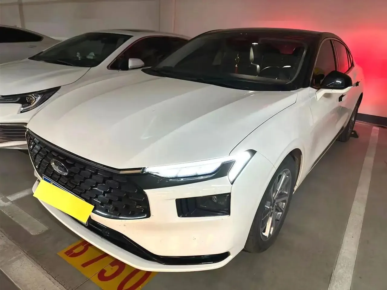 2022 Ford Mondeo facelift, EcoBoost 245 Luxury Edition - View 1