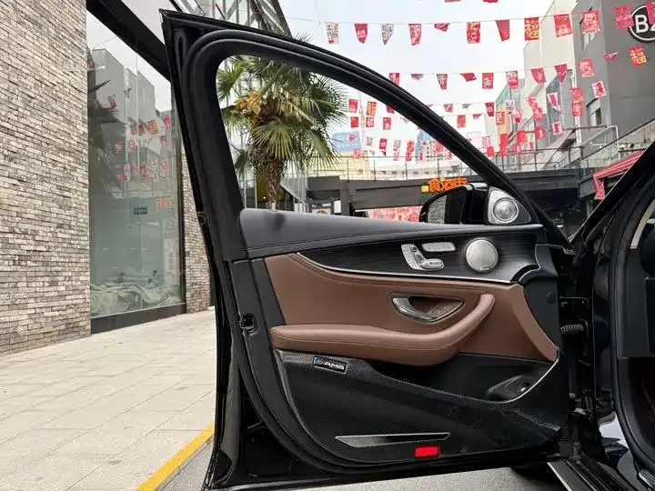 Mercedes Benz E-Class 2020 to E 300 L Sports Special Edition 11
