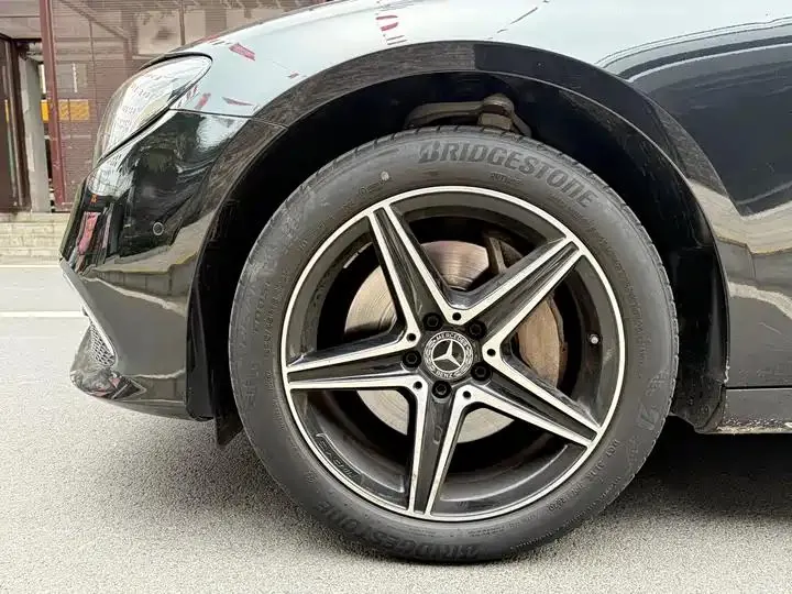 Mercedes Benz E-Class 2020 to E 300 L Sports Special Edition 12