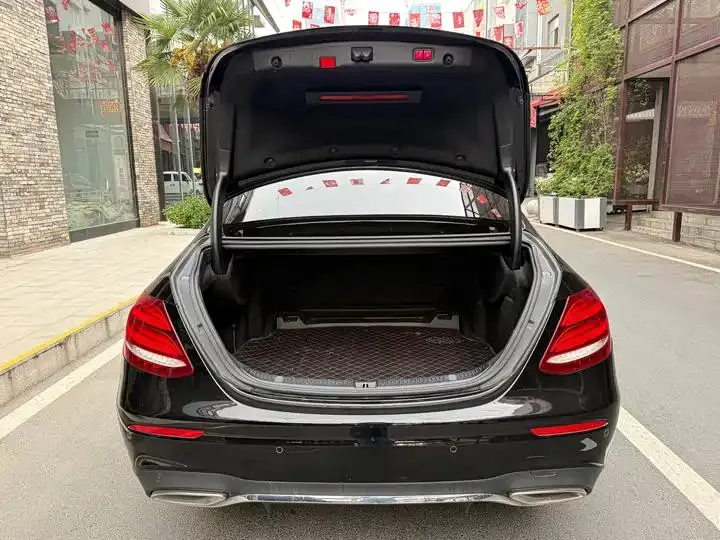 Mercedes Benz E-Class 2020 to E 300 L Sports Special Edition 14