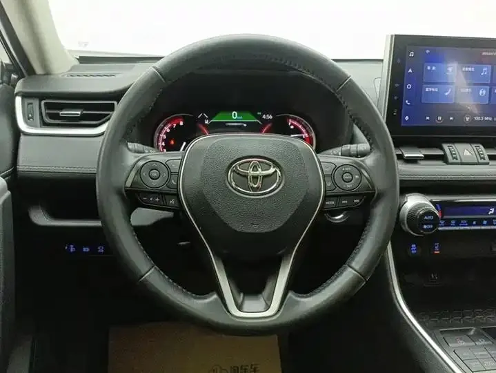 RAV4 Rongfeng 2021 2.0L CVT Four-wheel Drive Fashion PLUS Edition 15