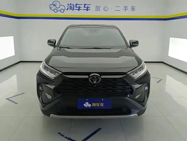 RAV4 Rongfeng 2021 2.0L CVT Four-wheel Drive Fashion PLUS Edition 2