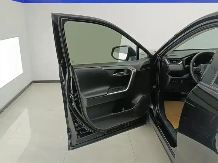 RAV4 Rongfeng 2021 2.0L CVT Four-wheel Drive Fashion PLUS Edition 7