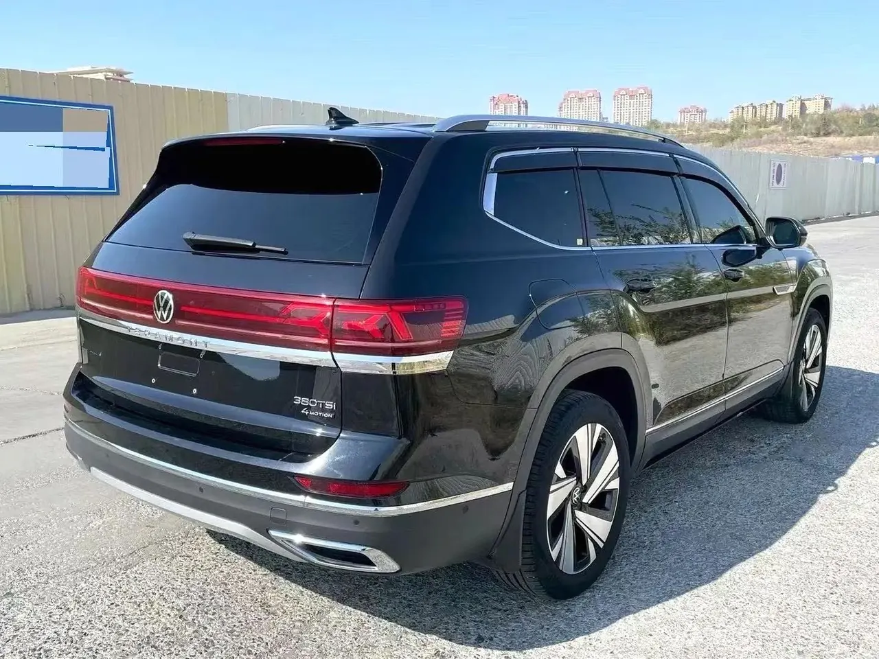 Tang 2023 380TSI All-Wheel-Drive Prestige Luxury Edition 4