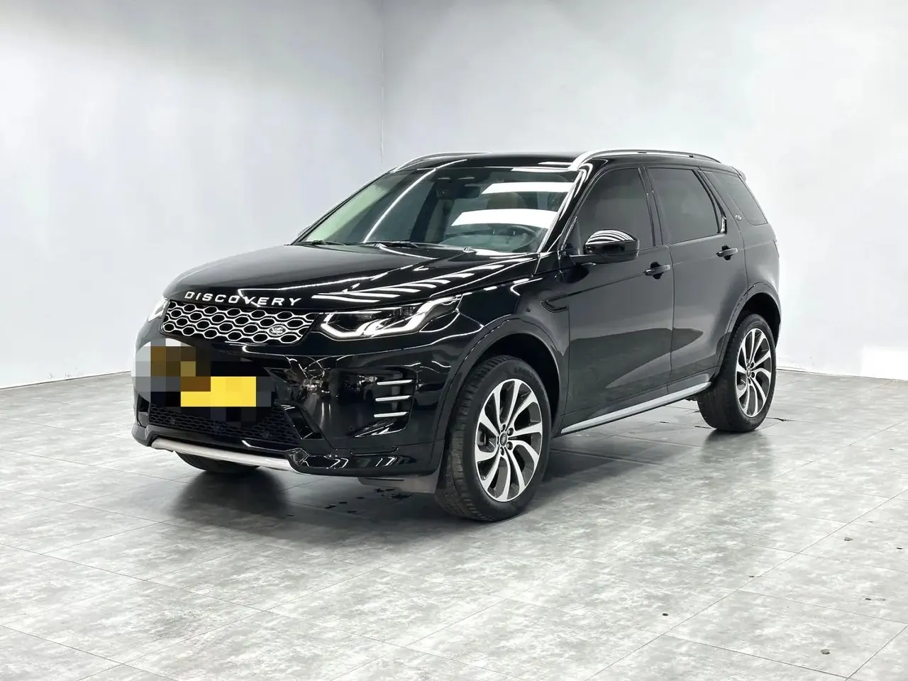 Discover Sports Edition 2023 249PS R-Dynamic SE Performance Technology Edition - View 1