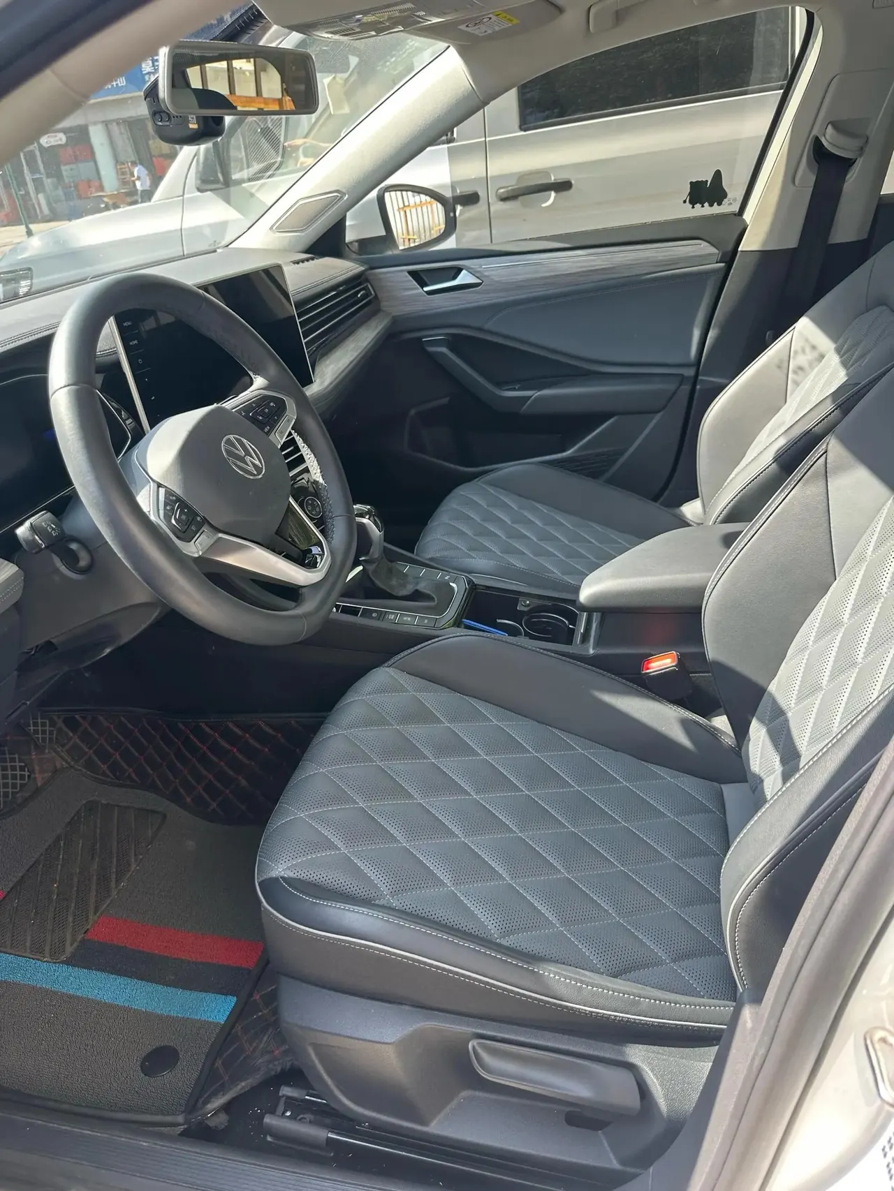 Lavida 2023 280TSI DSG Exceed Version 2