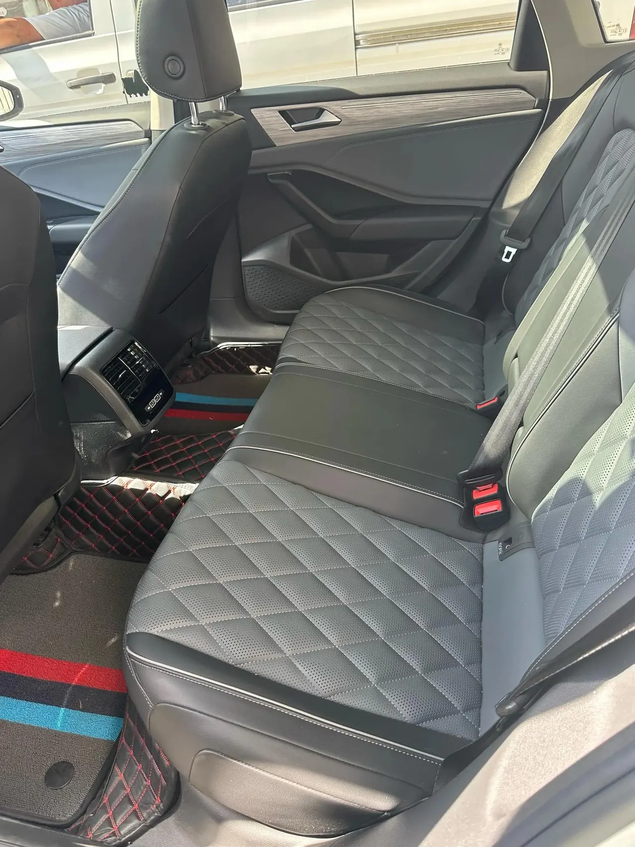 Lavida 2023 280TSI DSG Exceed Version 4