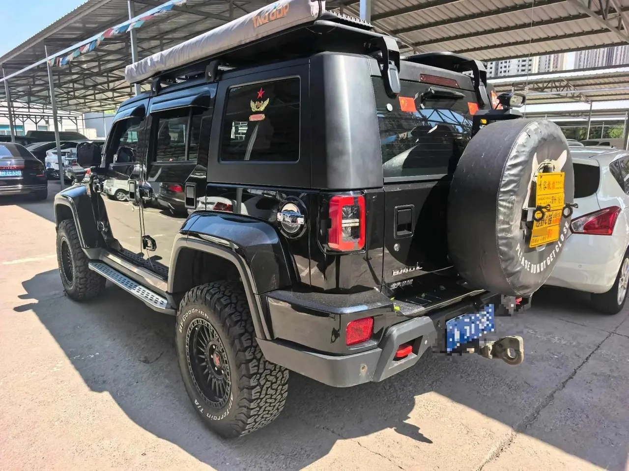 Beijing BJ40 2020 2.0T Automatic Four-wheel Drive City Hunter Edition Chivalrous Type 2