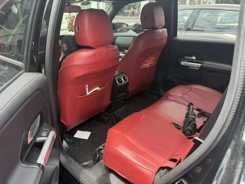 Mercedes Benz GLB 2023 GLB 200 Fashion 4