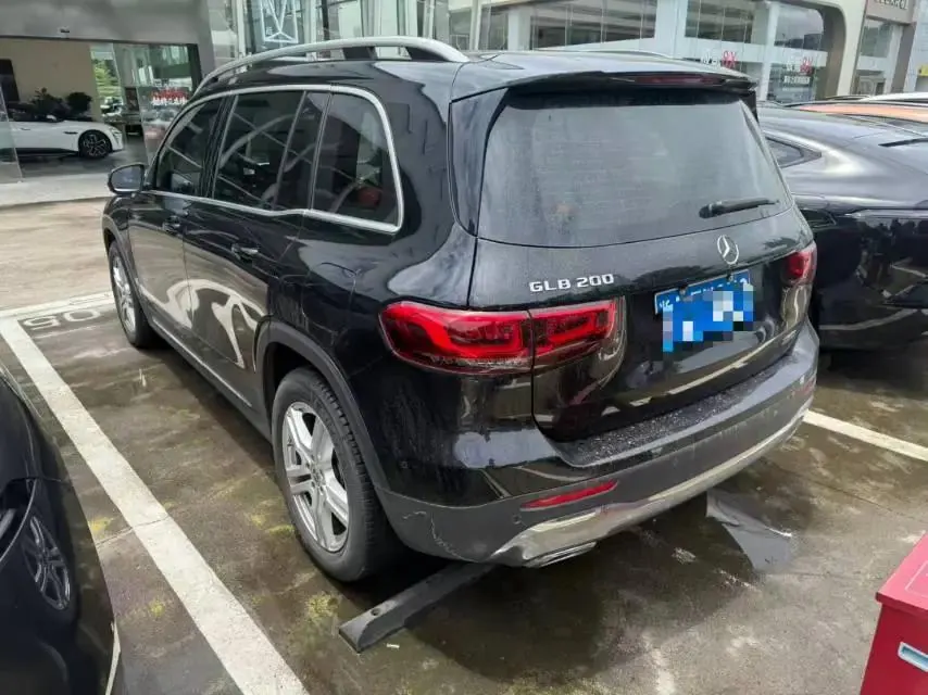Mercedes Benz GLB 2023 GLB 200 Fashion 5