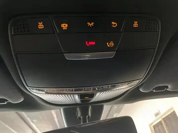 Mercedes Benz GLC Coupe 2023 GLC 260 4MATIC Coupe SUV 21