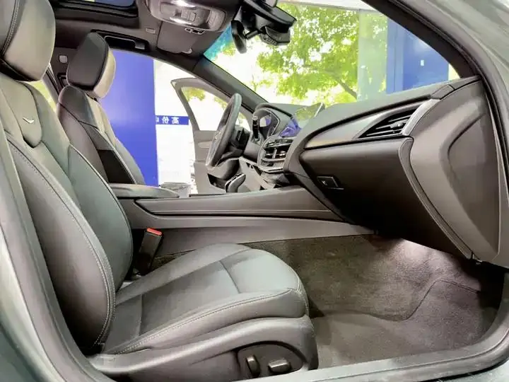Cadillac CT5 2022 28T Luxury Edition 13