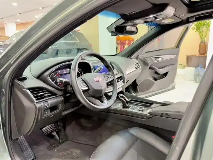Cadillac CT5 2022 28T Luxury Edition 4