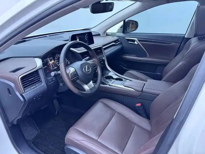 Lexus RX 2020 model modified 300 four-wheel drive elegant version 8