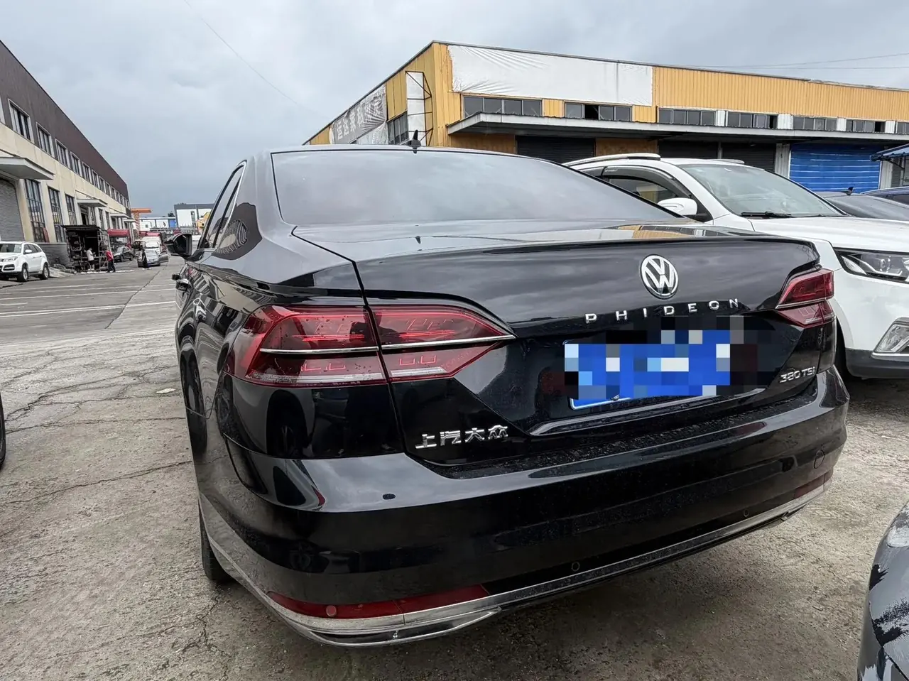 Phideon 2019 380TSI Front-Wheel-Drive Business Edition, China V Emission Standard 5