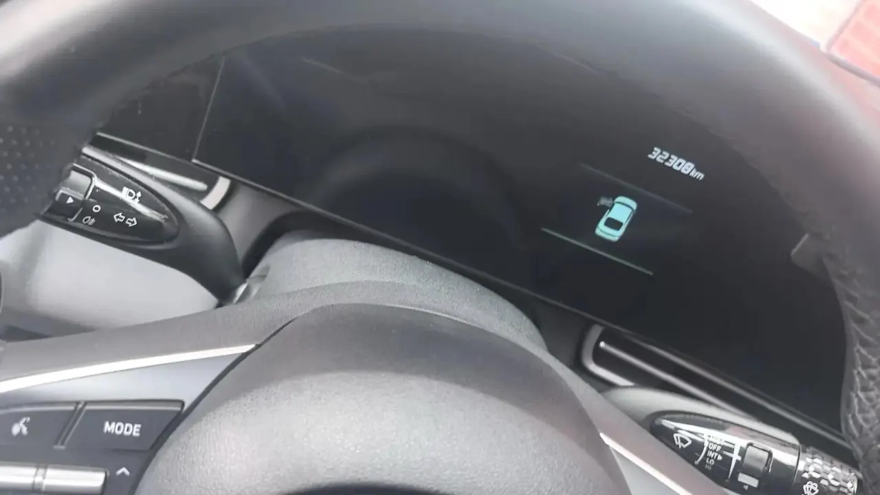 Elantra 2022 1.5L CVT GLX Elite Edition 4