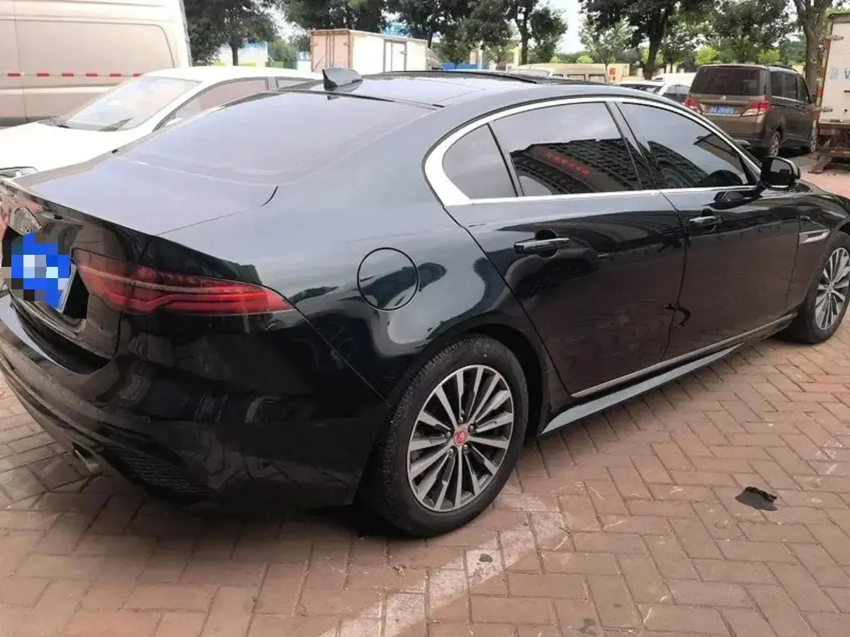 Jaguar XEL 2022 2.0T 200PS R-DYNAMIC Youth Sports Edition 3