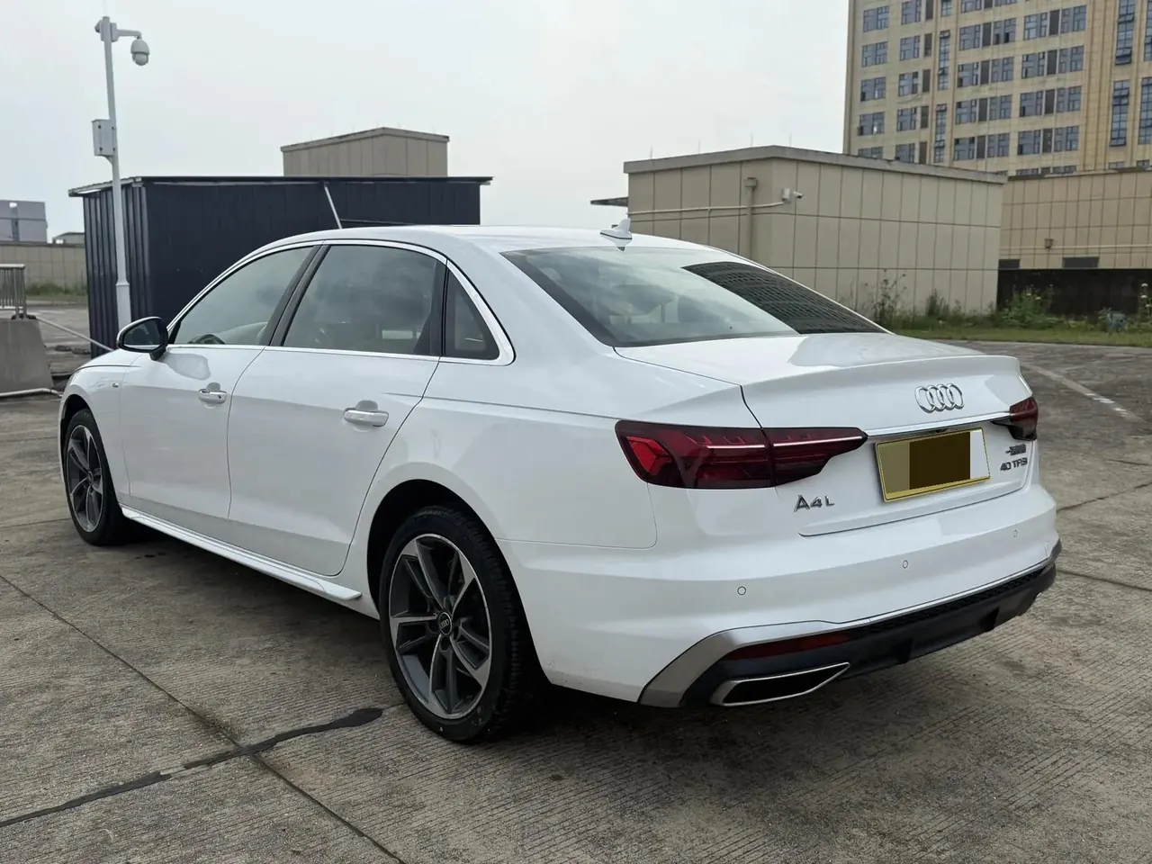 Audi A4L 2022 model 40 TFSI Sporty Style version 7