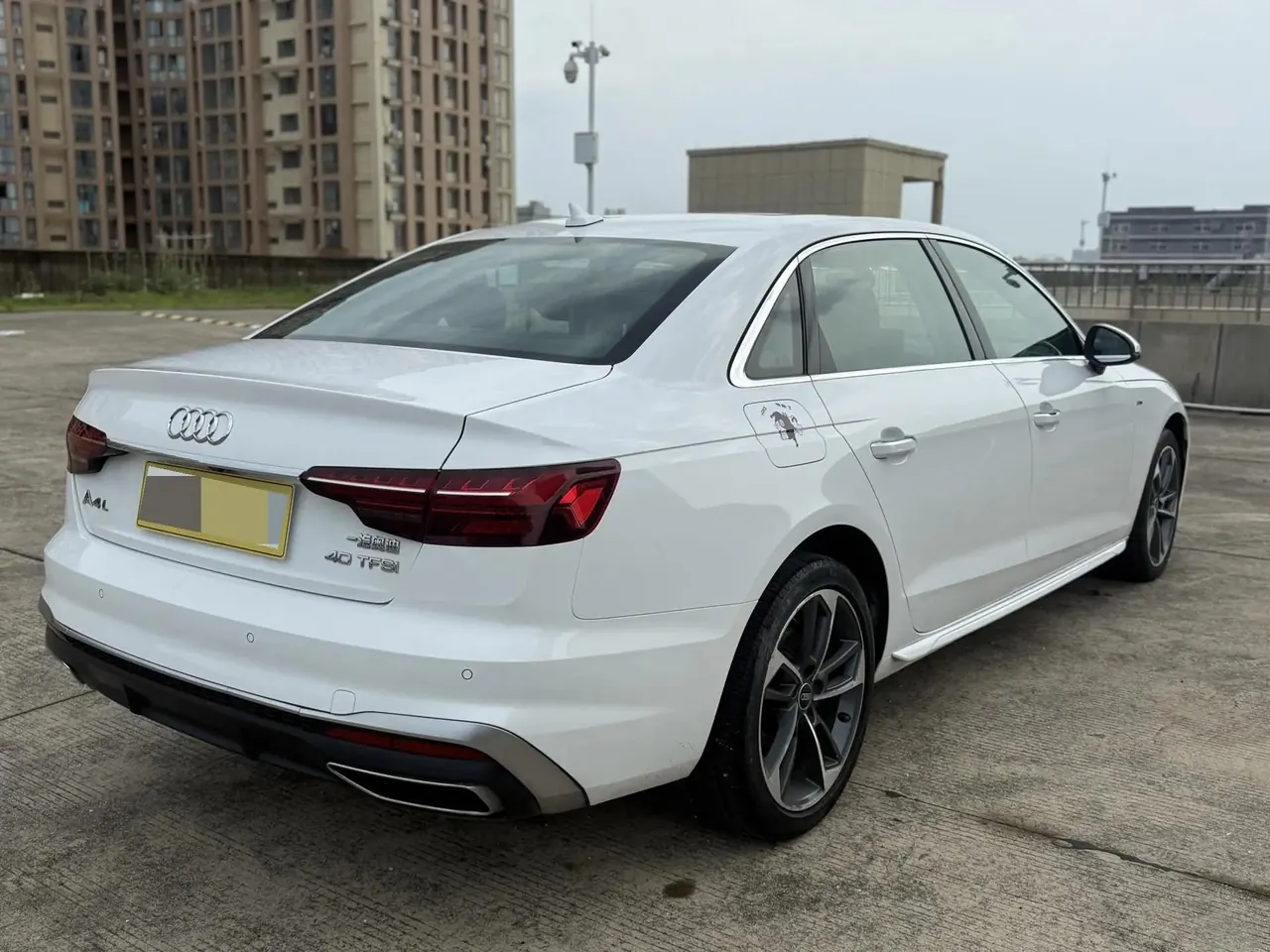 Audi A4L 2022 model 40 TFSI Sporty Style version 9