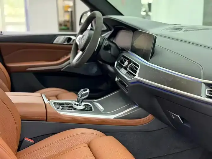BMW X7 2021 xDrive40i exclusive M sports suit 10