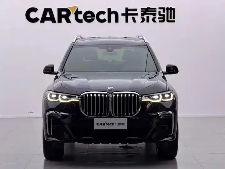 BMW X7 2021 xDrive40i exclusive M sports suit 2